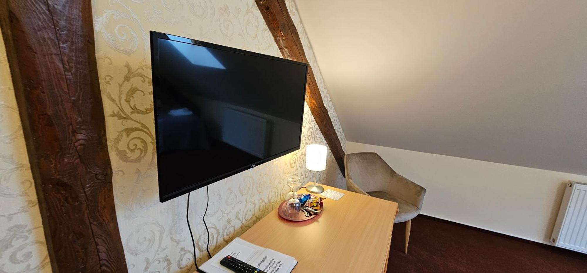 Zamecky Hotel Леднице Экстерьер фото
