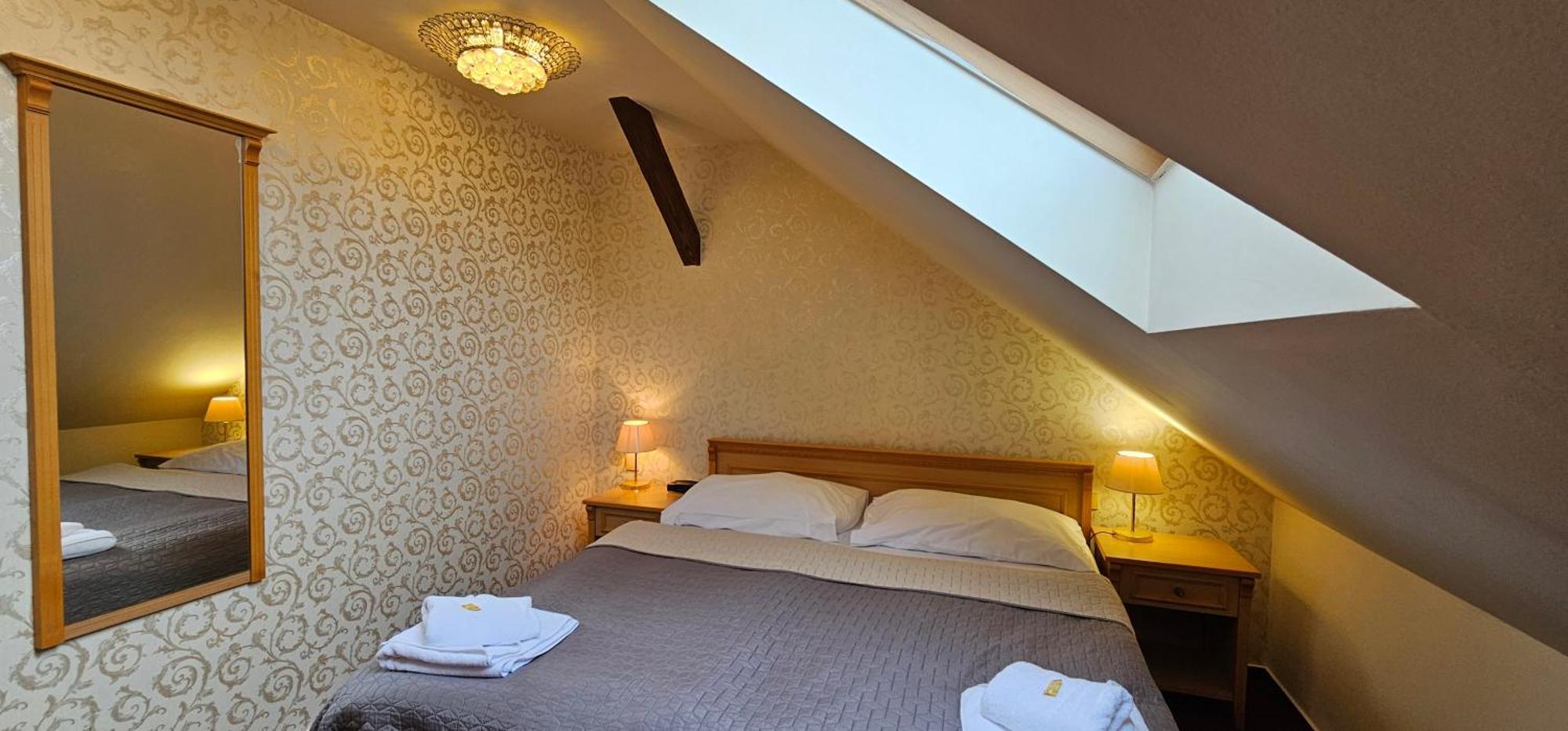 Zamecky Hotel Леднице Экстерьер фото